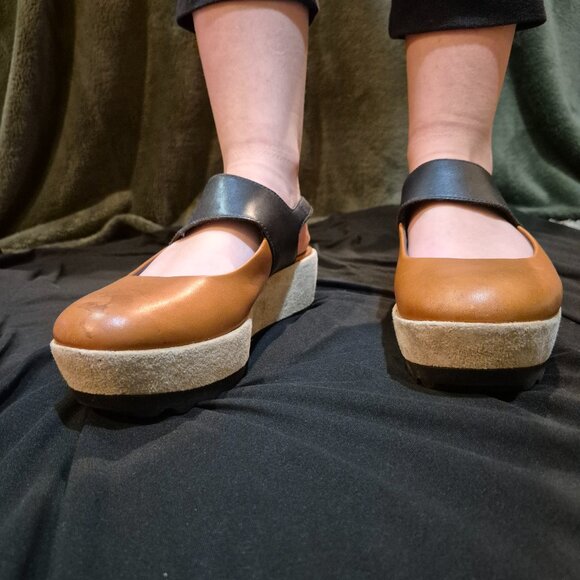 Camper Brown and Tan Leather Mary Jane Shoes Platform - Picture 2 of 8